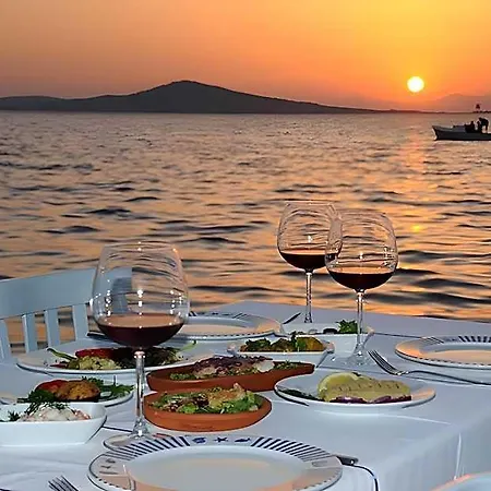 Hotell Pietra Ayvalı