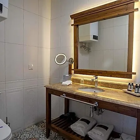 Pietra Hotell